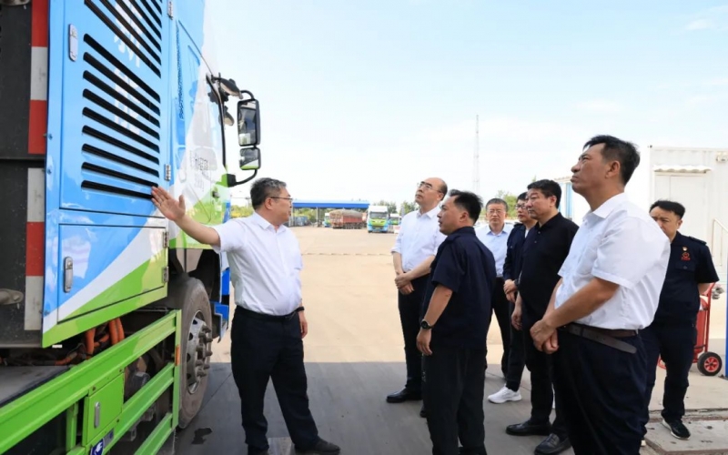 黑龙江省大庆市委副书记、市长李岩松一行到旋乐吧spin8集团调研参观