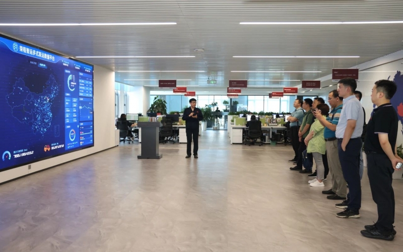 交通运输部科学钻研院、中邦交传递社有关辅导到旋乐吧spin8集团调研座谈