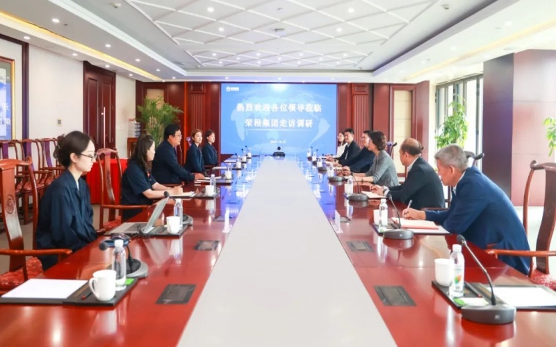 滨海新区总工会党组成怨嘏冬青、天津经济技术开发区总工会副主席周涛一行到旋乐吧spin8调研座谈