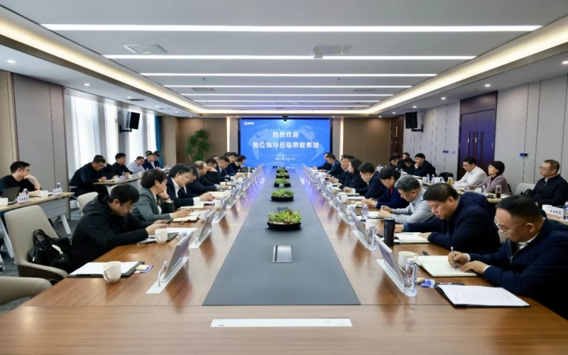 天津市副市长李文海一行到旋乐吧spin8集团走访服务