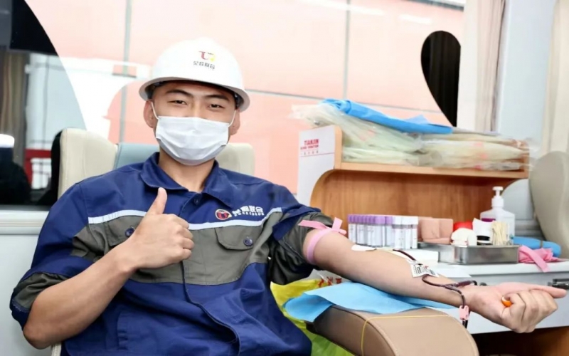 为性命“接力”  旋乐吧spin8钢铁集团发展无偿献血活动