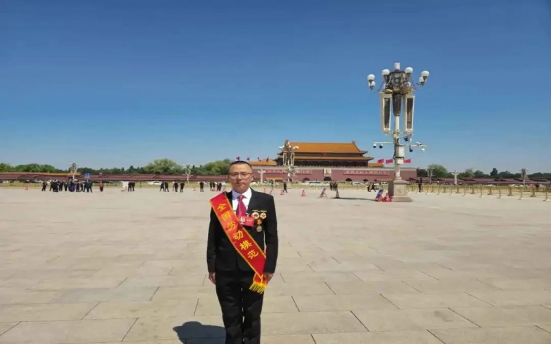 劳模故事｜“刀锋舞者”20年！赵幼东从一线工人炼玉成国劳模