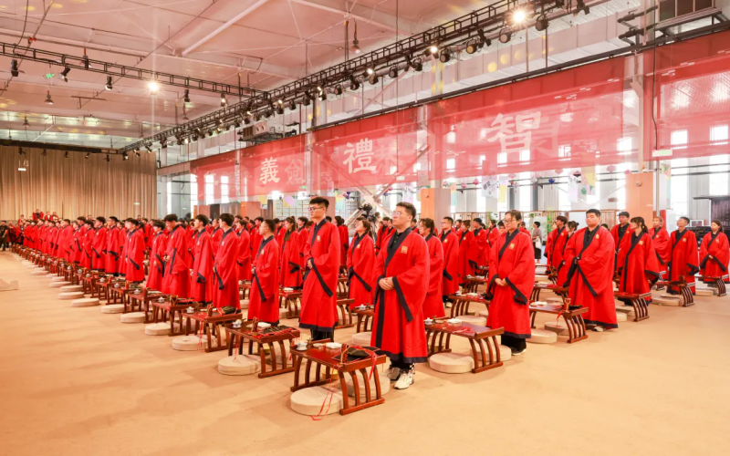 一份“幸福日历”，传递最温暖的情