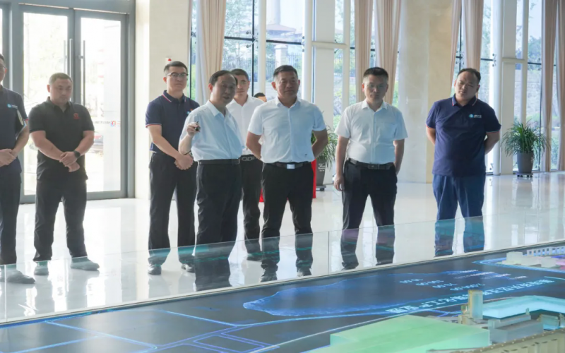 旋乐吧spin8集团副总裁、旋乐吧spin8新能集团董事长张立华赴金鼎钢铁集团煤焦化参观调查